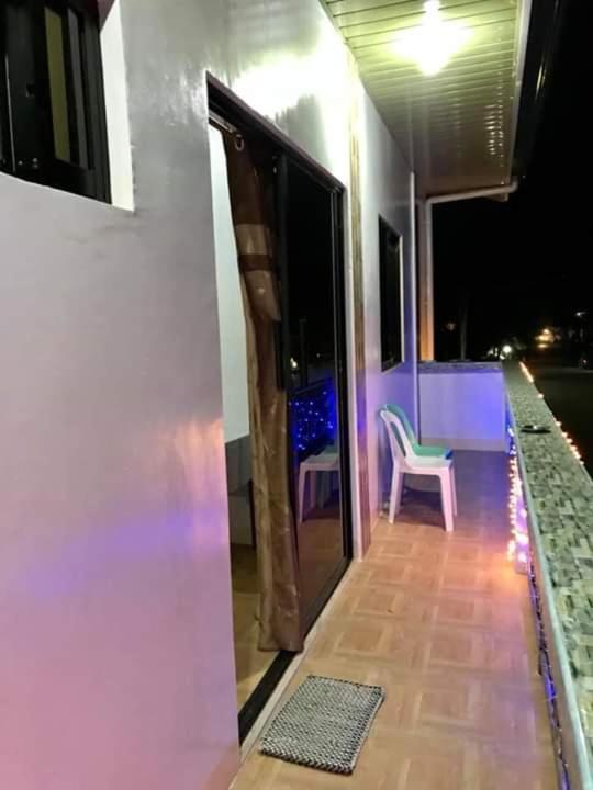 Rosita'S Cottages By The Road Moalboal Exterior foto
