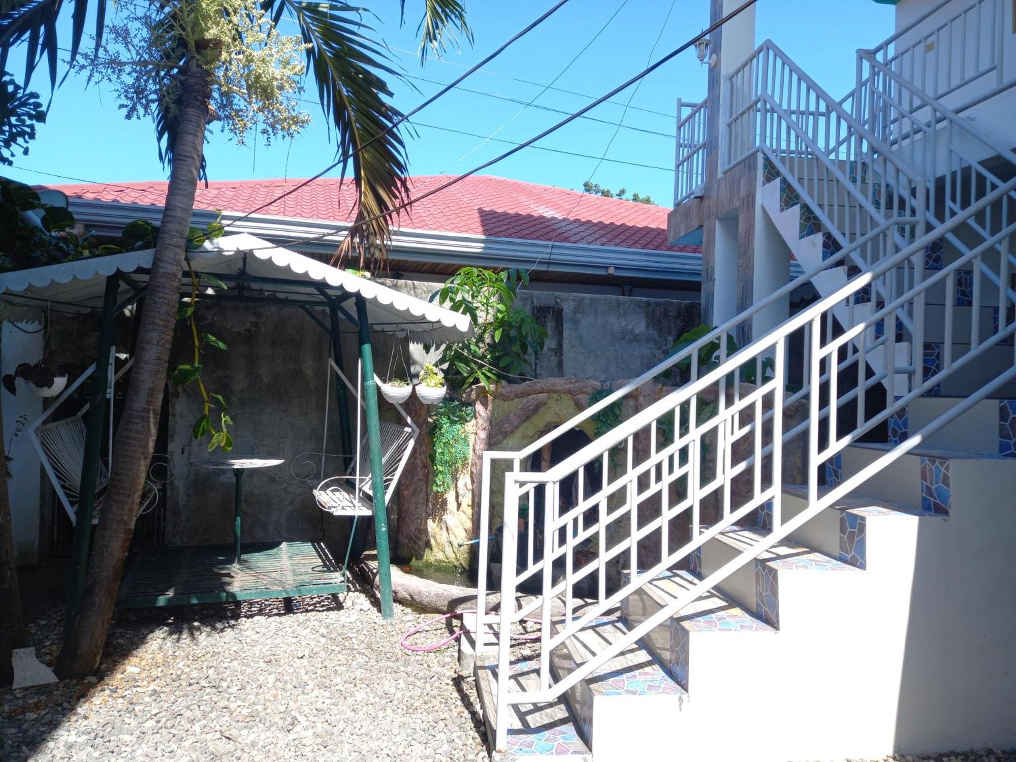 Rosita'S Cottages By The Road Moalboal Exterior foto